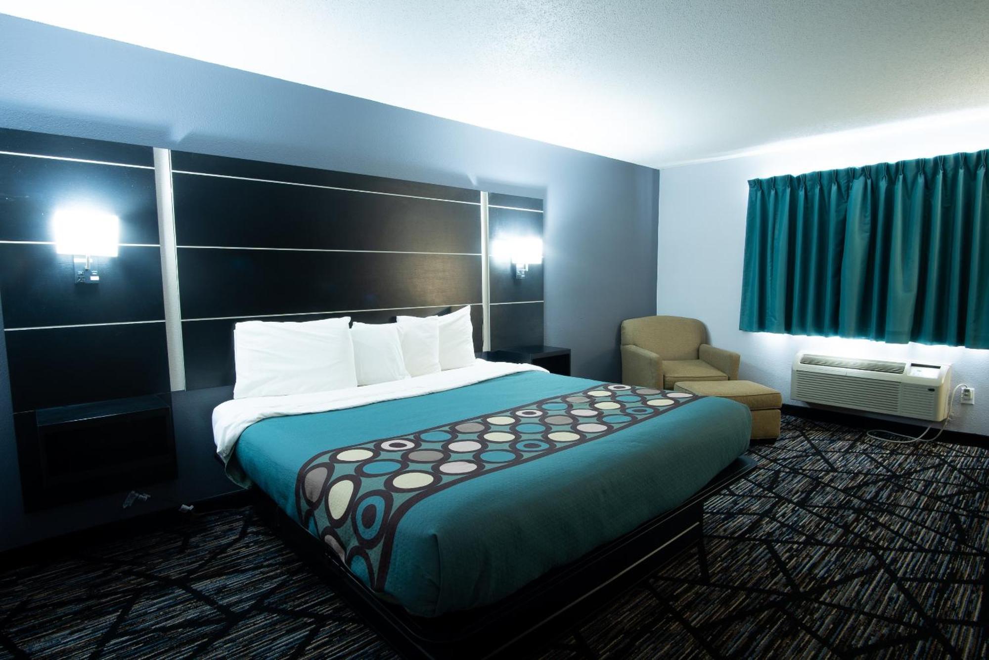 Coratel Inn & Suites By Jasper New Richmond Εξωτερικό φωτογραφία